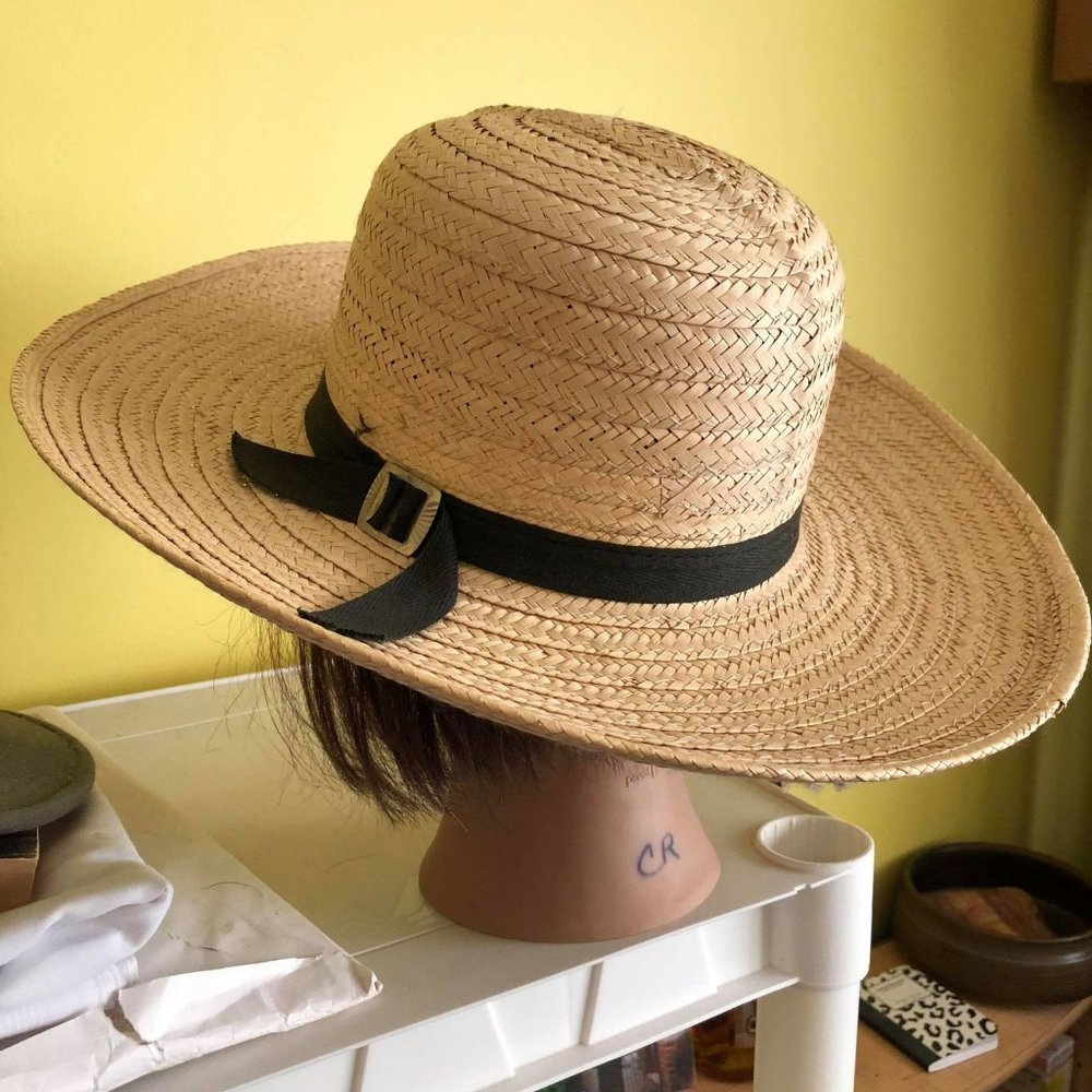 Woman's Straw Hat - image 2